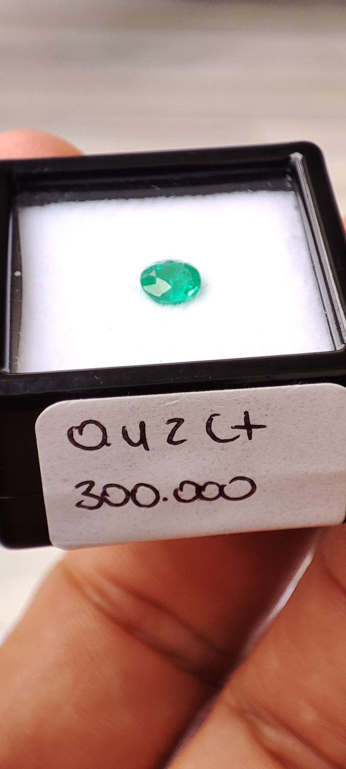 Emerald 0.42 ct