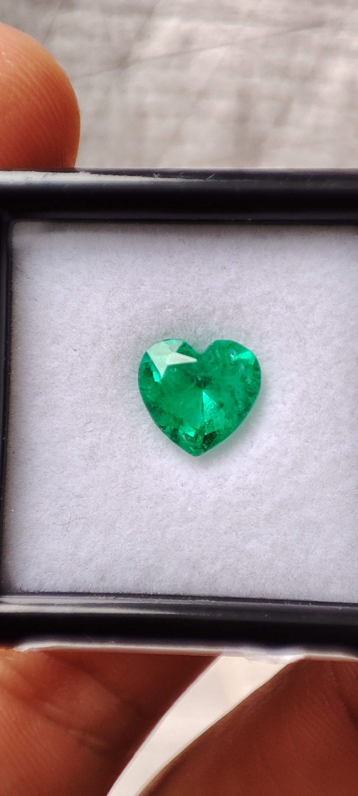 Emerald 1.30 ct