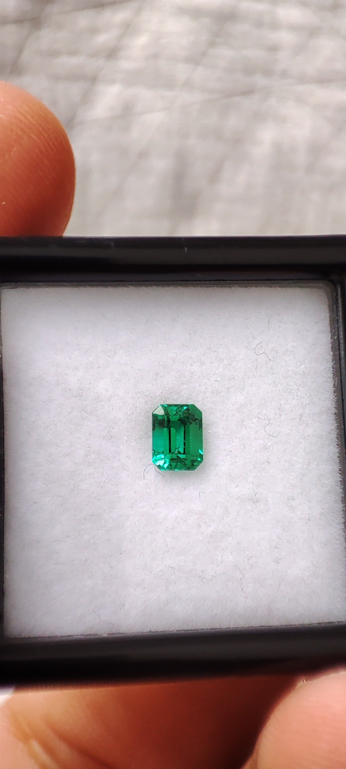 Emerald 0.nn ct