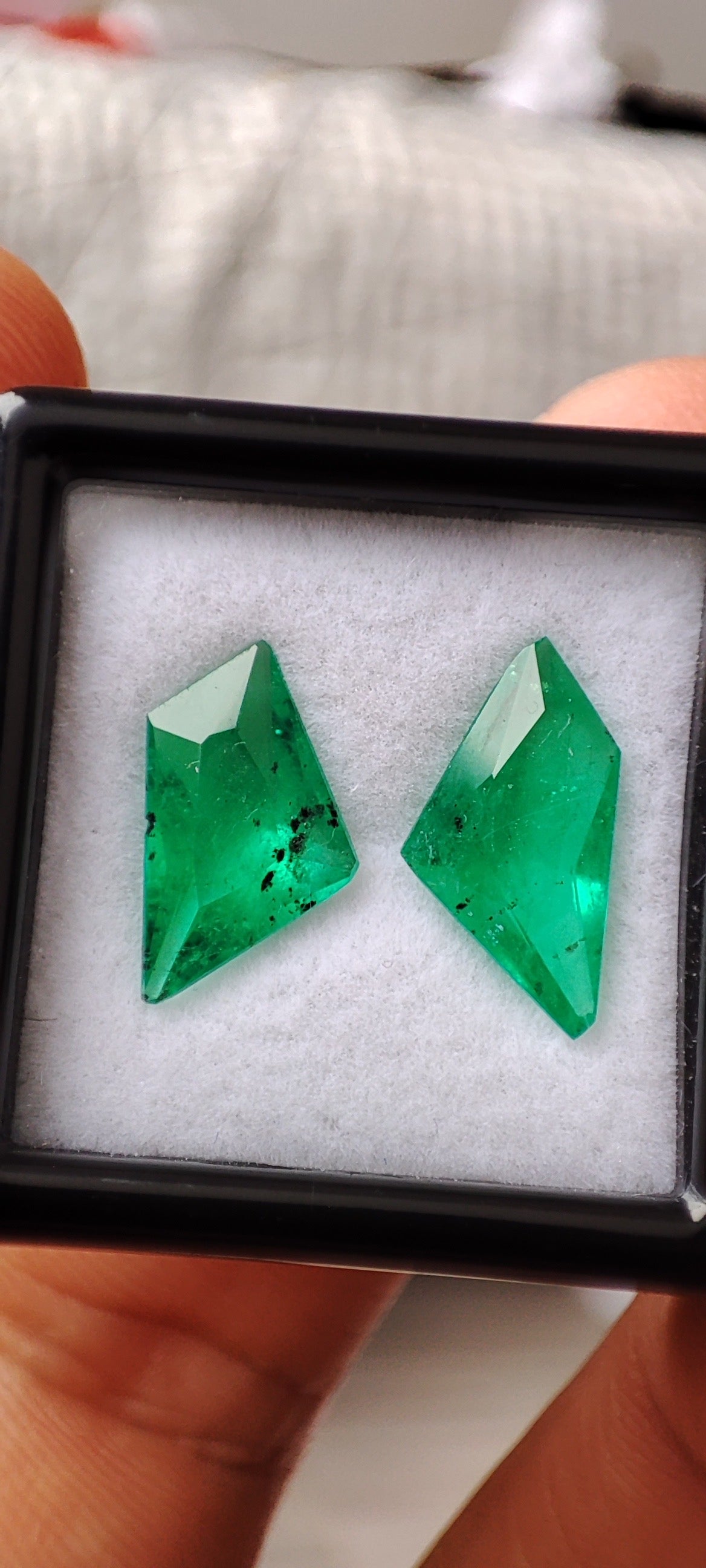 Emerald 3.60 ct