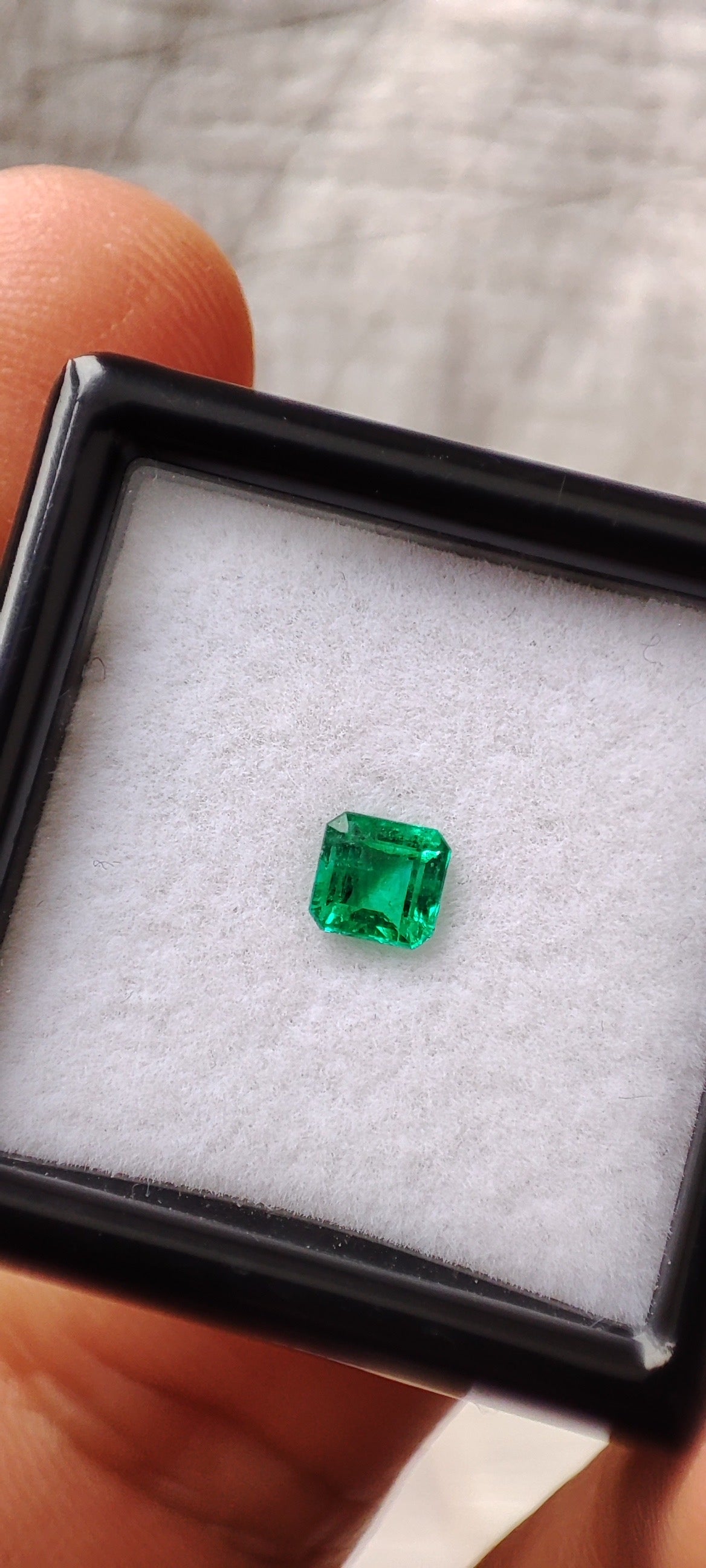 Emerald 0.31 ct