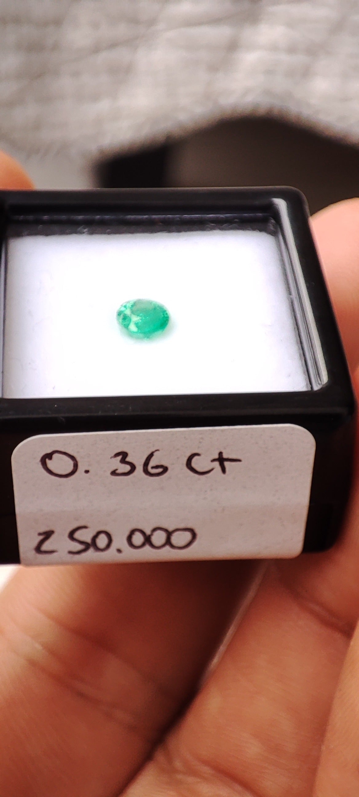 Emerald 0.36 ct
