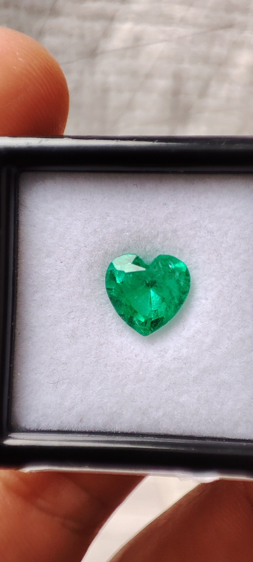 Emerald 1.30 ct