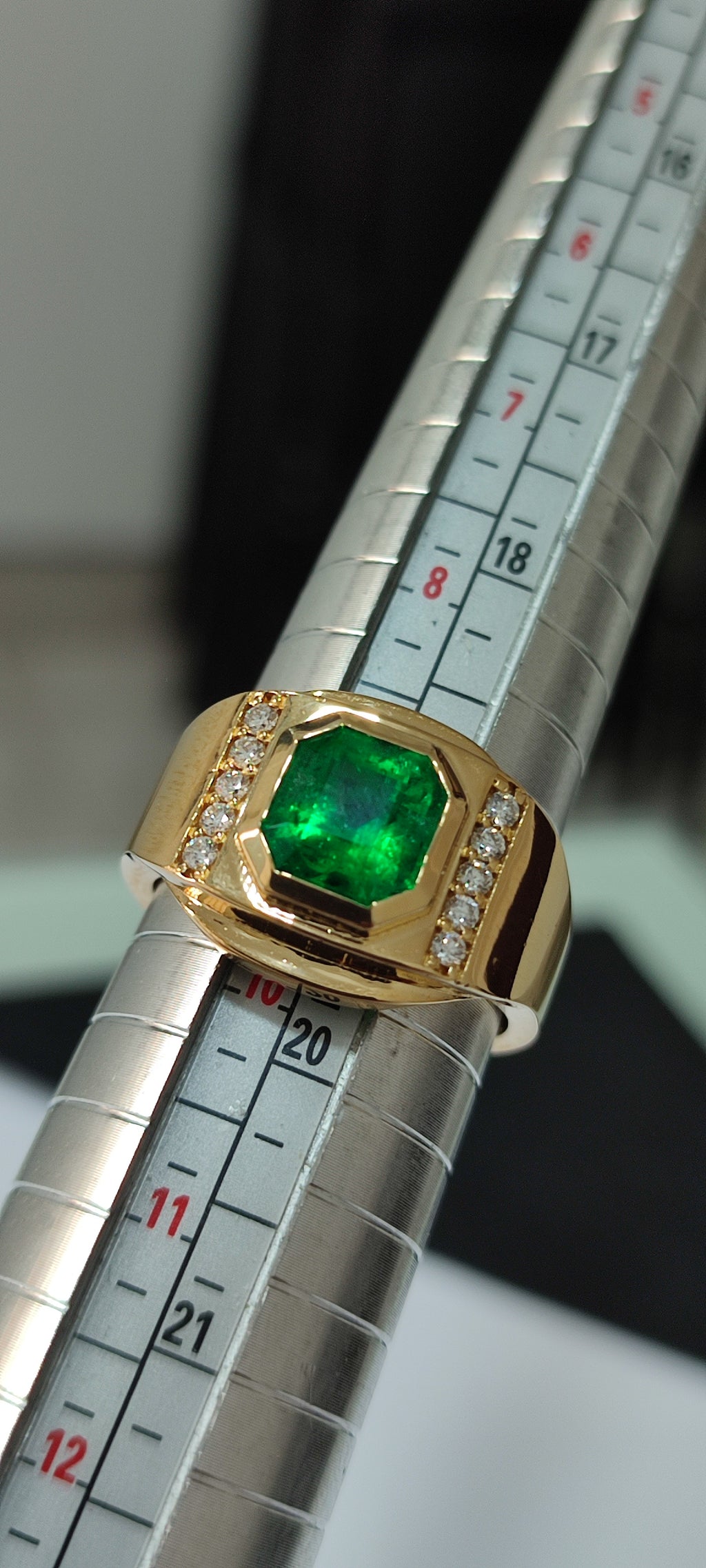 18K Gold Emerald & Diamond Statement Ring