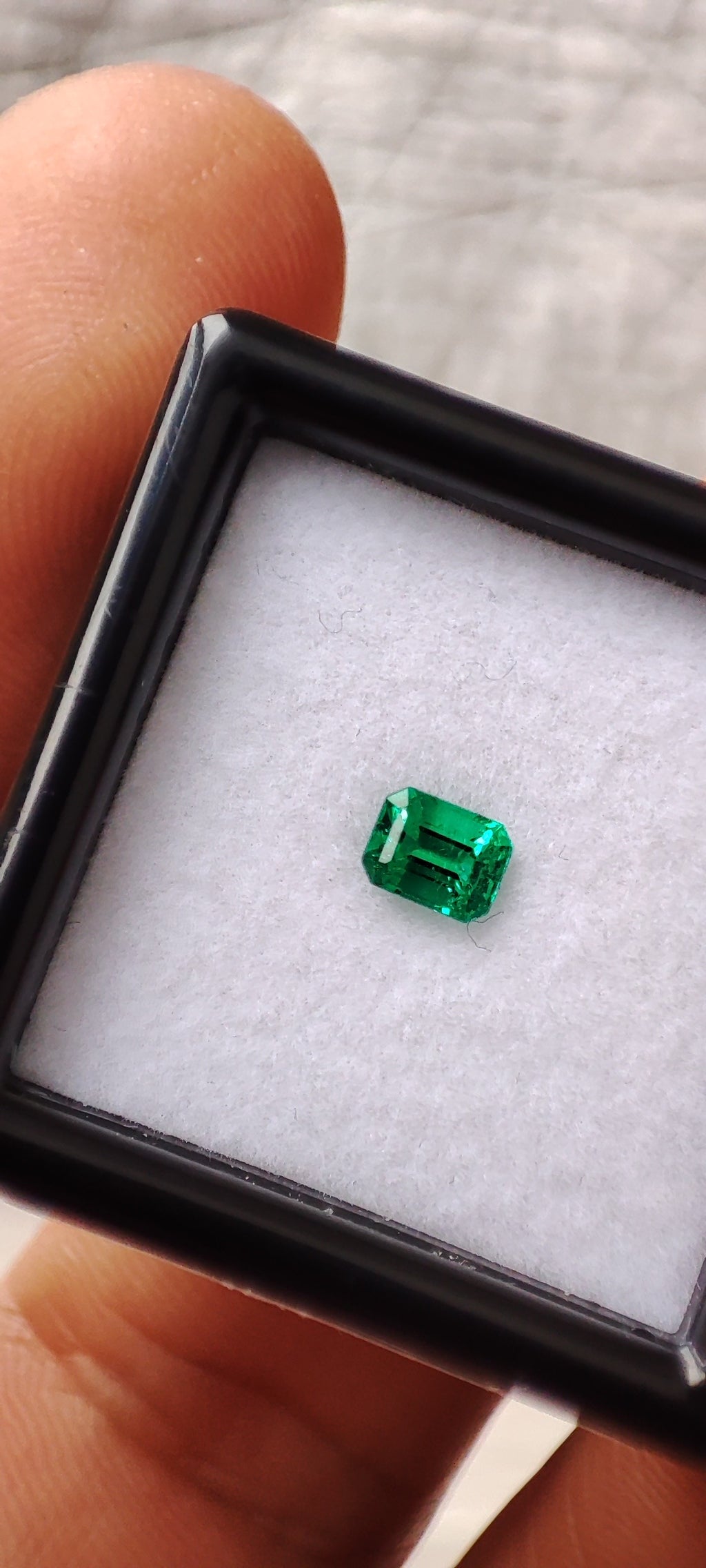 Emerald 0.nn ct