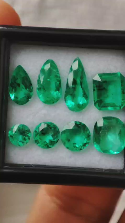Emerald set 4.48 ct