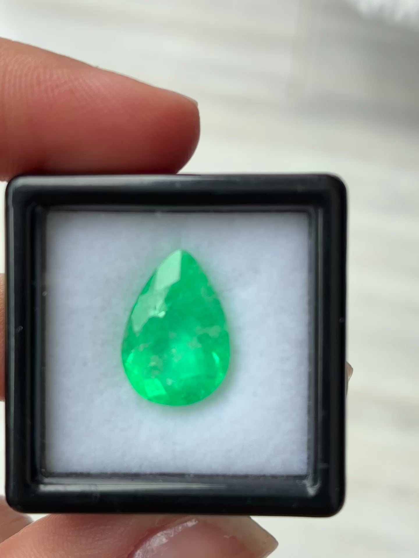 Emerald 4.30 ct